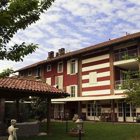 Maison Louis Villa Trofarello Exteriör bild