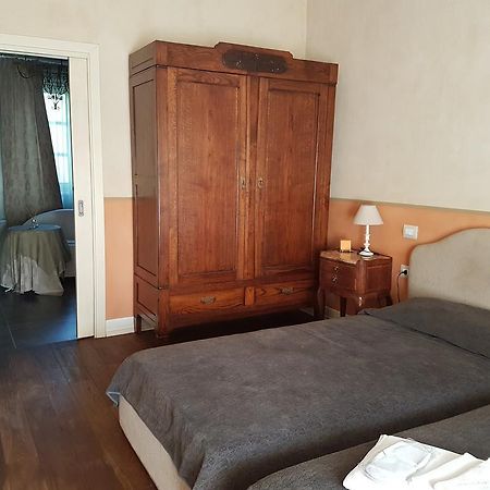 Maison Louis Villa Trofarello Exteriör bild